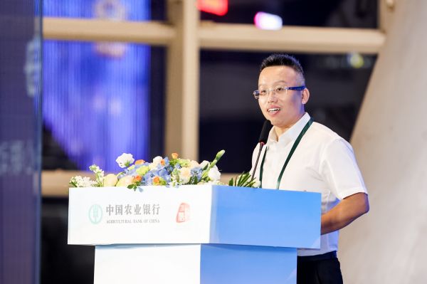 農(nóng)情億萬(wàn)家 中國(guó)農(nóng)業(yè)銀行深化推進(jìn)“誠(chéng)信、興商、惠民”主題消費(fèi)節(jié)